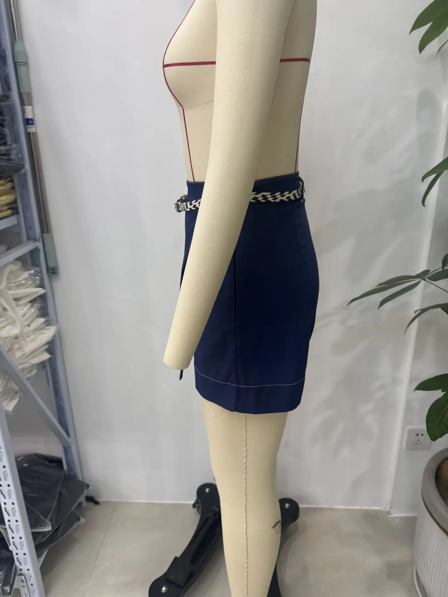 Men Navy Blue Belted Slimming Shorts High Waist — feature 5