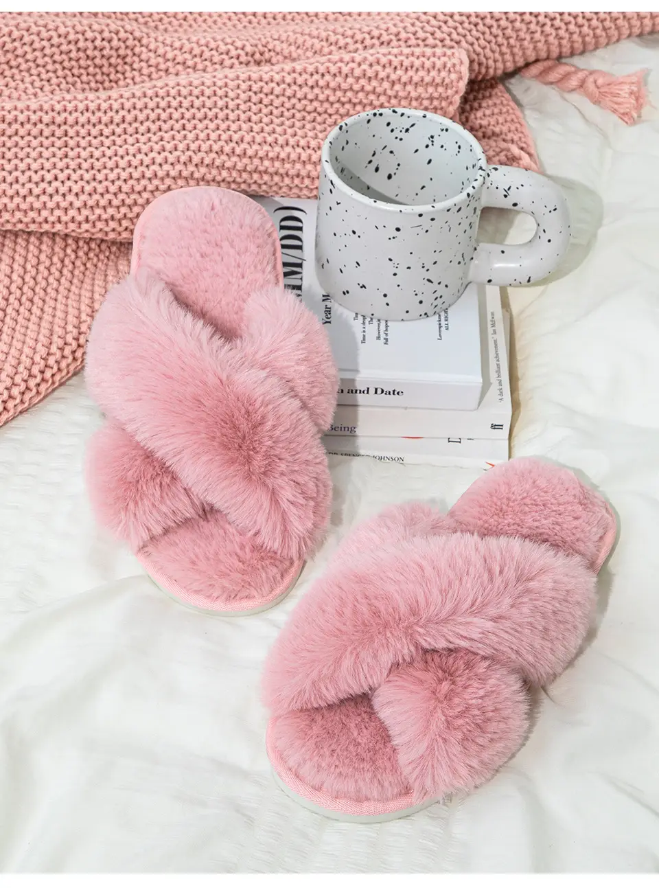 Princess Style Autumn and Winter New Internet Celebrity High-End Plush Slippers for Women's Home Thickeneded Foreign-Style Cross Cotton Slippers — feature 4