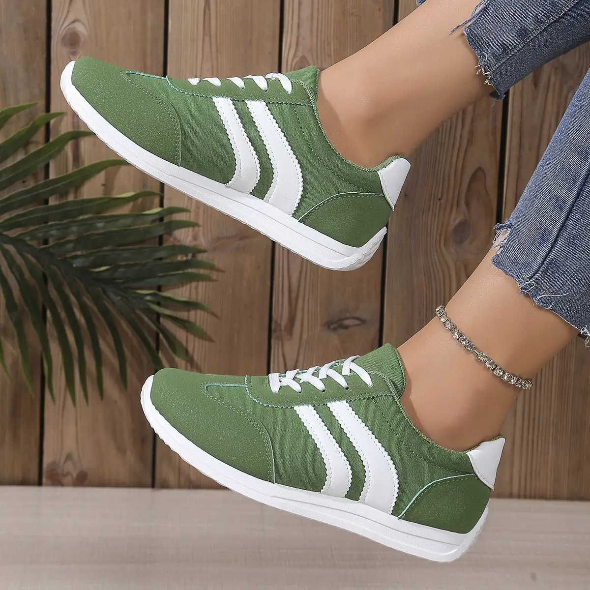 Green Women's Casual Sneakers 2025 Spring Fall — feature 4