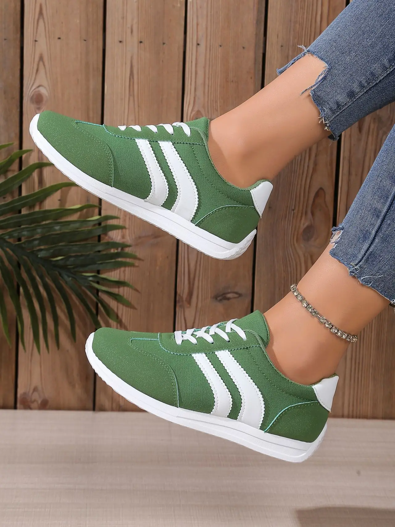 Green Women's Casual Sneakers 2025 Spring Fall — feature 9