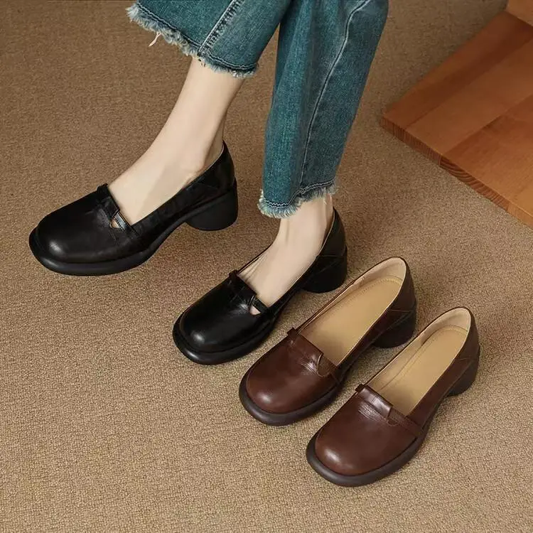 2025 New Commuter Women's Shoes Round Toe Shallow Mouth Retro Thick-Soled Slip-On Shoes French Mary Jane Small Leather Shoes — feature 1