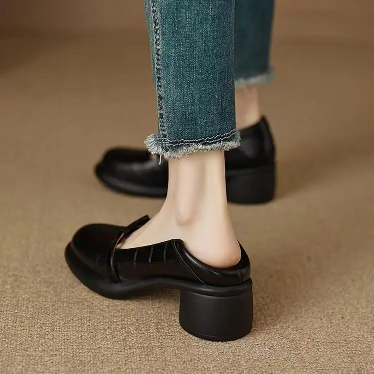 2025 New Commuter Women's Shoes Round Toe Shallow Mouth Retro Thick-Soled Slip-On Shoes French Mary Jane Small Leather Shoes — feature 7