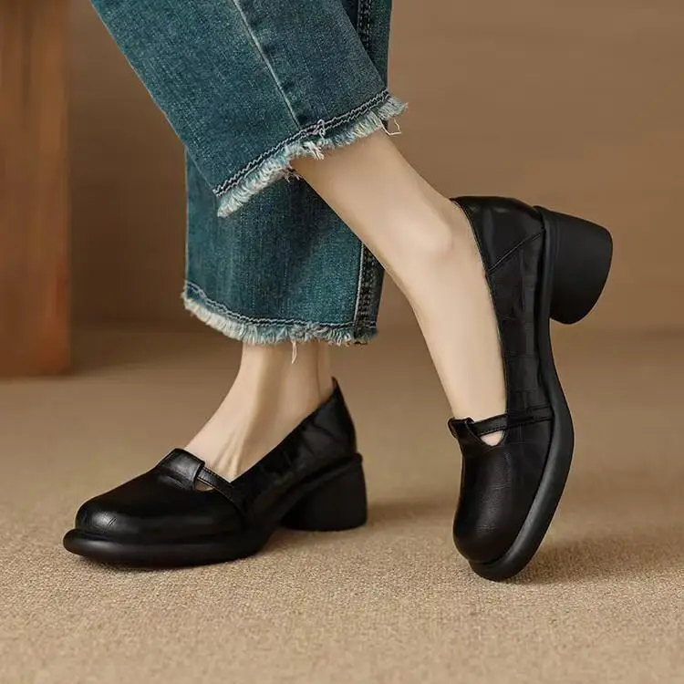 2025 New Commuter Women's Shoes Round Toe Shallow Mouth Retro Thick-Soled Slip-On Shoes French Mary Jane Small Leather Shoes — feature 8