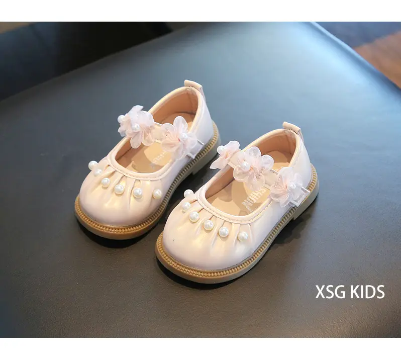 Girls' Small Pearl Bow Flat Shoes — feature 13