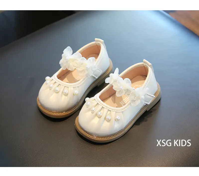 Girls' Small Pearl Bow Flat Shoes — feature 17