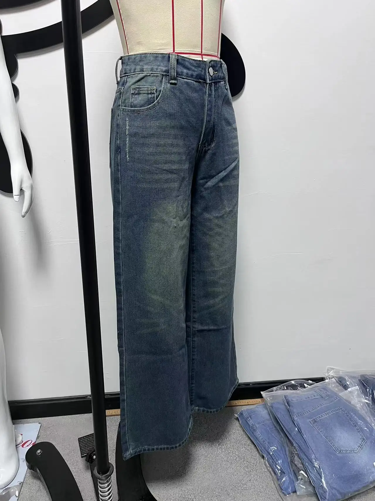 Dark Blue Heavy Duty Wide Leg Jeans for Women — feature 14