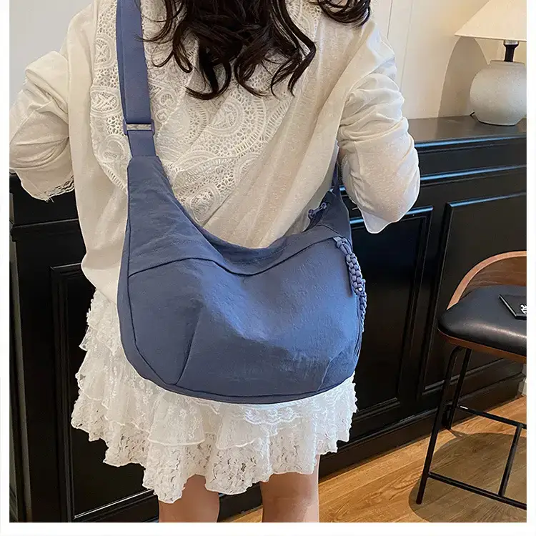 Lightweight Cloth Shoulder Bag for Women 2025 New Trend — feature 22