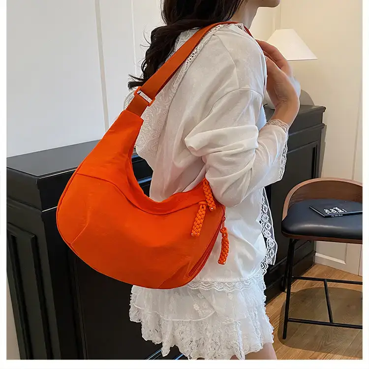 Lightweight Cloth Shoulder Bag for Women 2025 New Trend — feature 24