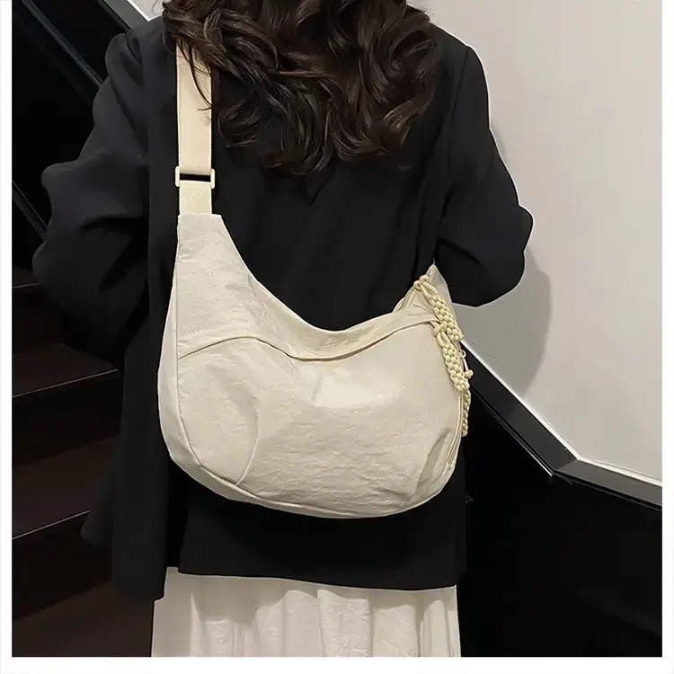 Lightweight Cloth Shoulder Bag for Women 2025 New Trend — feature 28