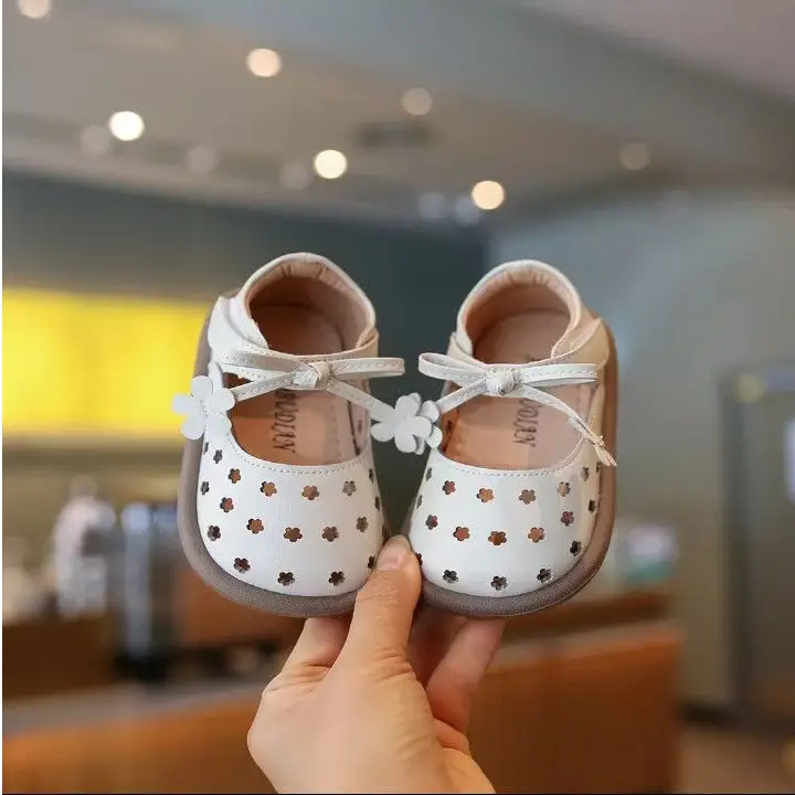 Baby Girls Cut Out Shoes Spring Summer Breathable Soft Sole — feature 2