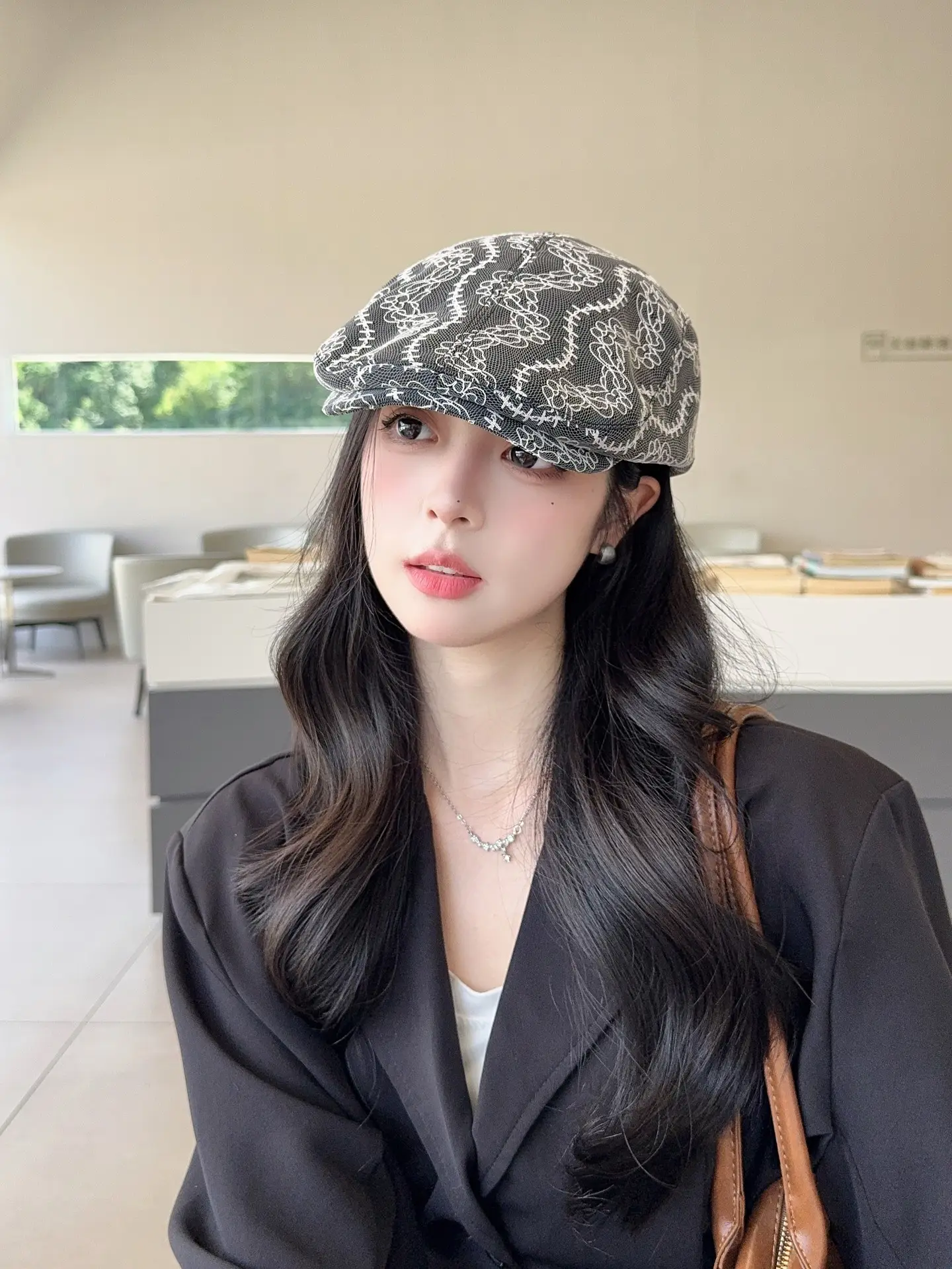 Women Retro Mesh Lace Cap Spring Autumn Large Circumference — feature 2