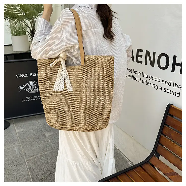 Women Straw Crossbody Bag Summer 2025 — feature 8