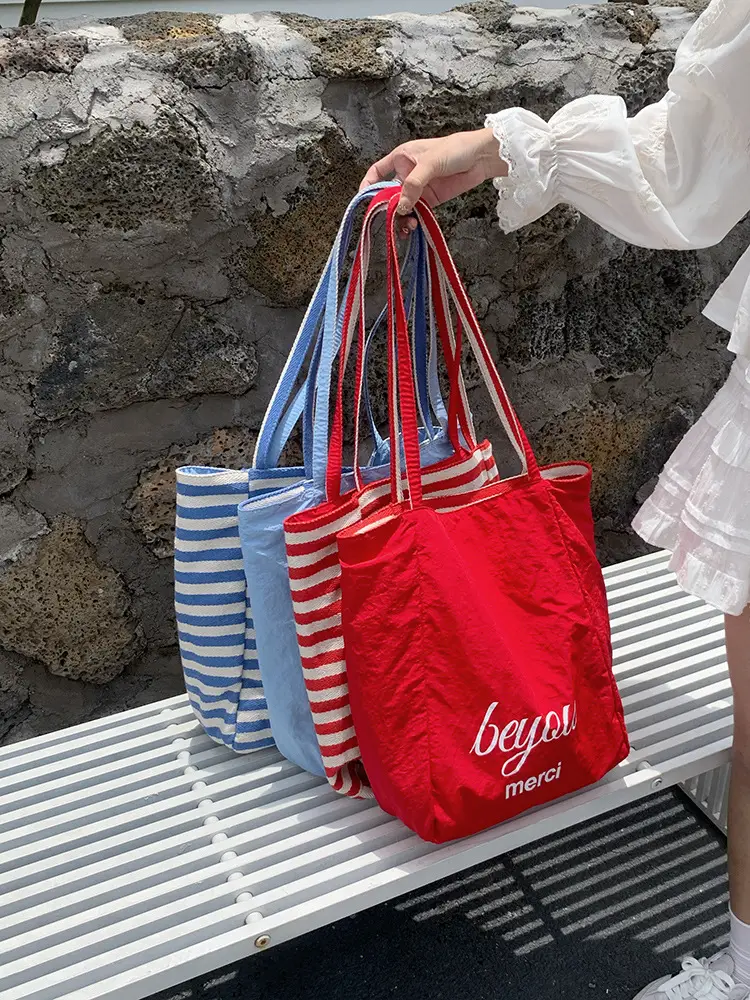 Red Striped Canvas Tote Bag for Women Large Capacity — feature 1