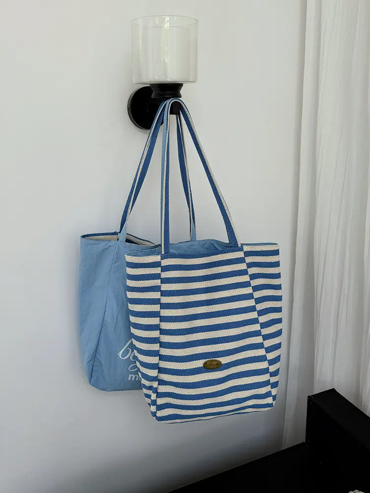 Red Striped Canvas Tote Bag for Women Large Capacity — feature 19