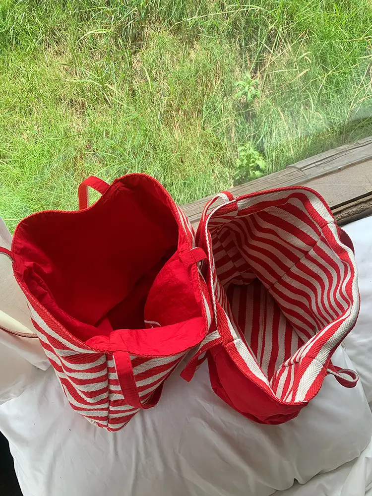 Red Striped Canvas Tote Bag for Women Large Capacity — feature 4