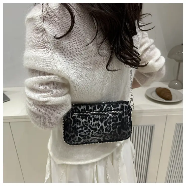 2025 Leopard Print Chain Shoulder Bag for Women — feature 12