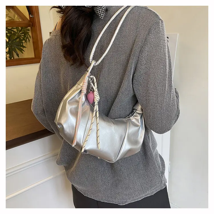 Women's Cream Pleated Patchwork Shoulder Bag 2025 — feature 15