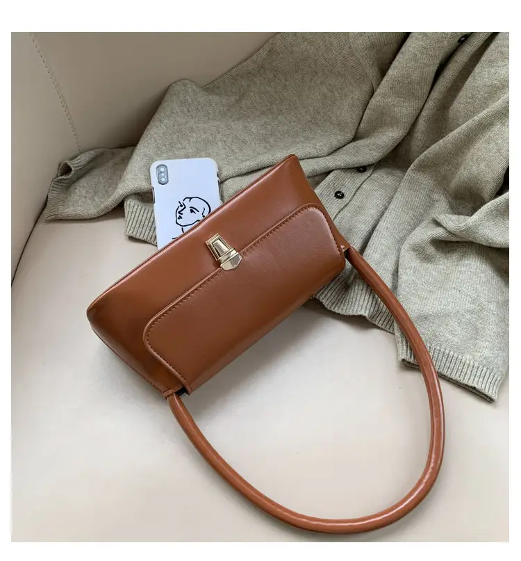 Brown Leather Shoulder Bag for Women 2025 — feature 2