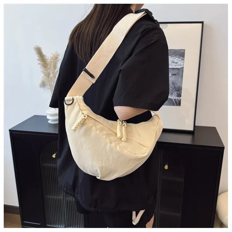 2025 Green Canvas Shoulder Bag for Women — feature 24