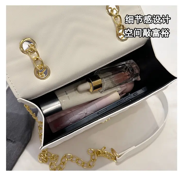 White Quilted SSS Chain Shoulder Bag for Women — feature 10