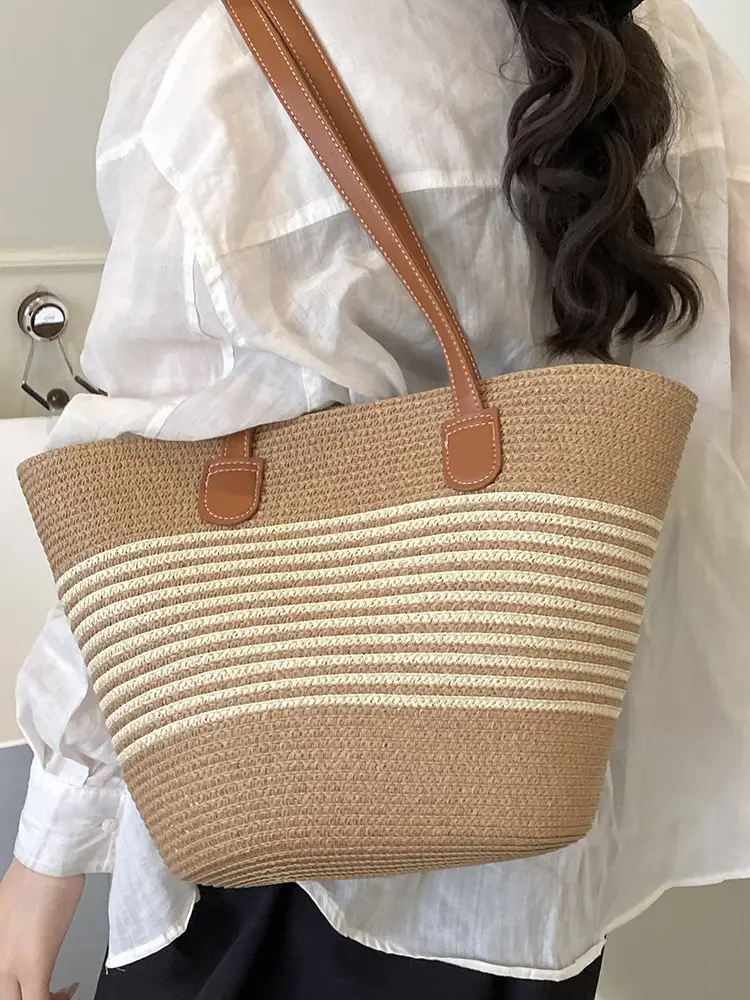 Women's Straw Crossbody Bag with Leather Handles