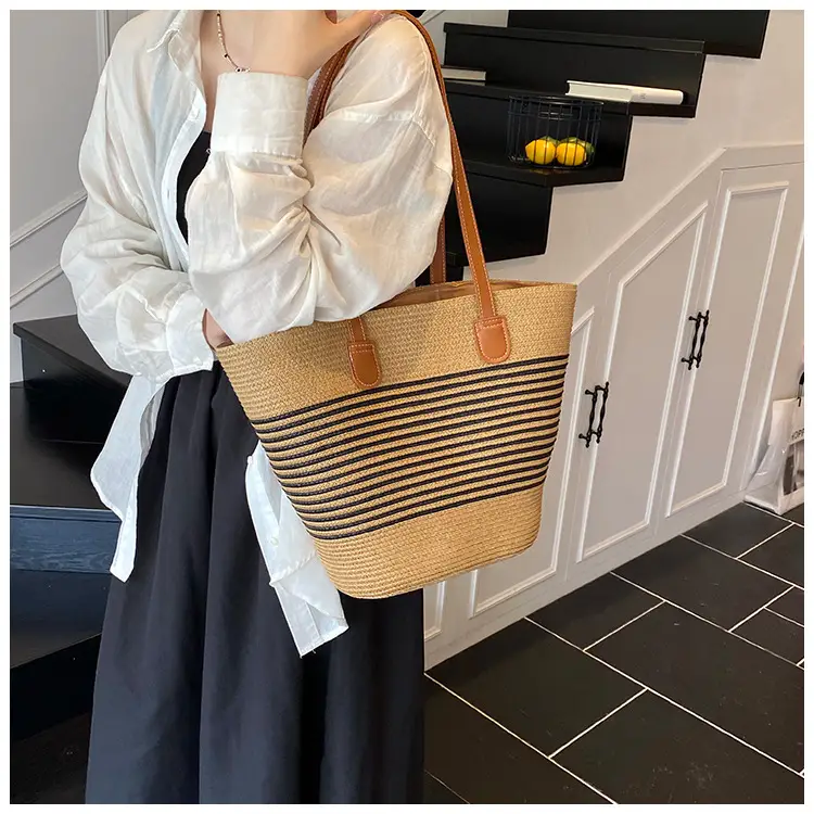Women's Straw Crossbody Bag with Leather Handles — feature 13