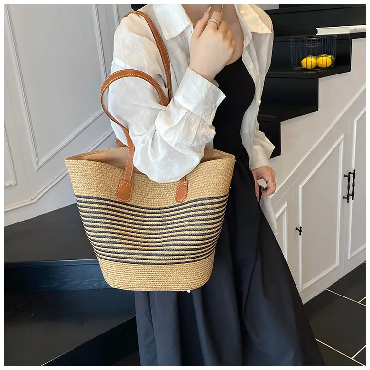 Women's Straw Crossbody Bag with Leather Handles — feature 15