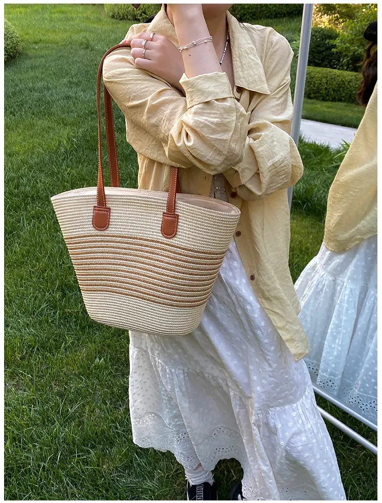 Women's Straw Crossbody Bag with Leather Handles — feature 18