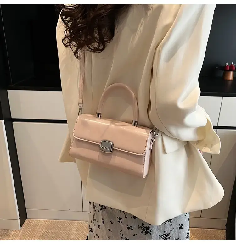 Black Textured Square Handbag for Women 2025 — feature 25