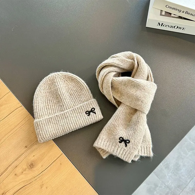Children's Hat and Scarf Set for Older Kidsren in Autumn and Winter Windproof and Warm Baby Woolen Hat for Boys and Girls Ear Protection Hat