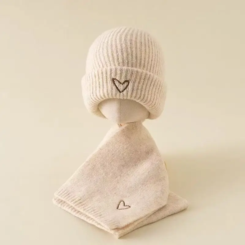 Children's Hat and Scarf Set for Older Kidsren in Autumn and Winter Windproof and Warm Baby Woolen Hat for Boys and Girls Ear Protection Hat