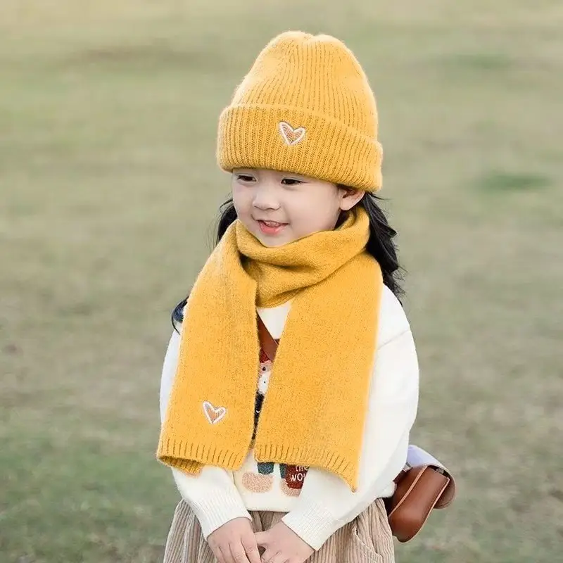 Children's Hat and Scarf Set for Older Kidsren in Autumn and Winter Windproof and Warm Baby Woolen Hat for Boys and Girls Ear Protection Hat