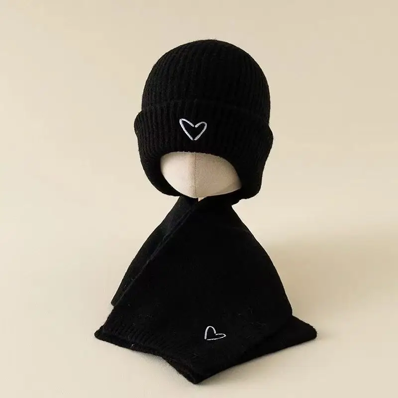 Children's Hat and Scarf Set for Older Kidsren in Autumn and Winter Windproof and Warm Baby Woolen Hat for Boys and Girls Ear Protection Hat