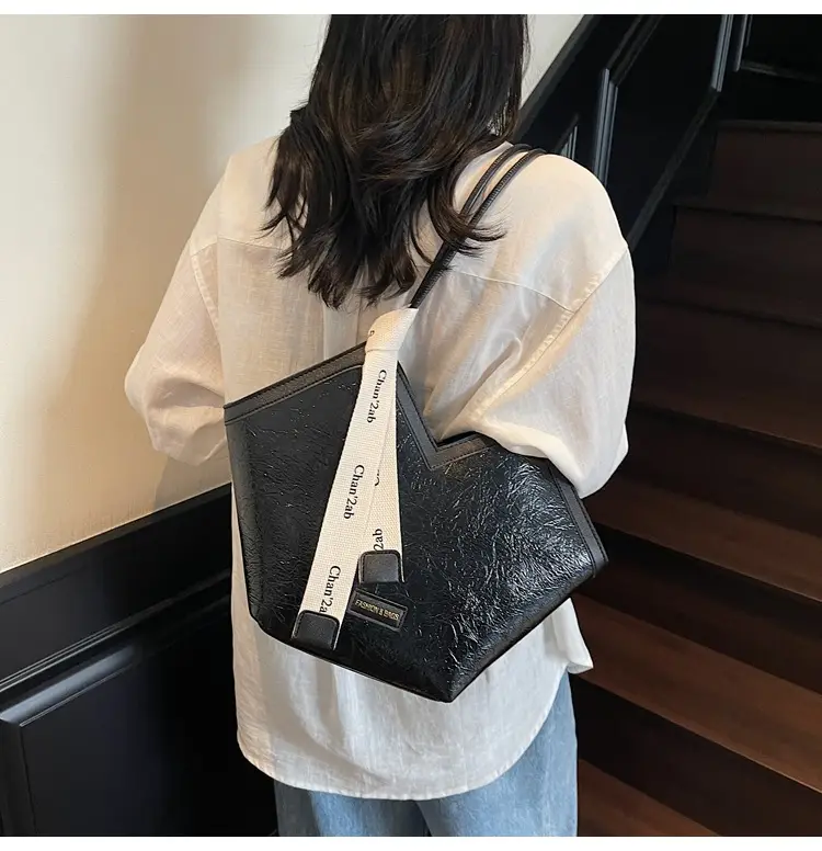 Cross-Border 2025 Summer Armpit Shoulder Bag Women's Large Capacity Tote Bag — feature 22