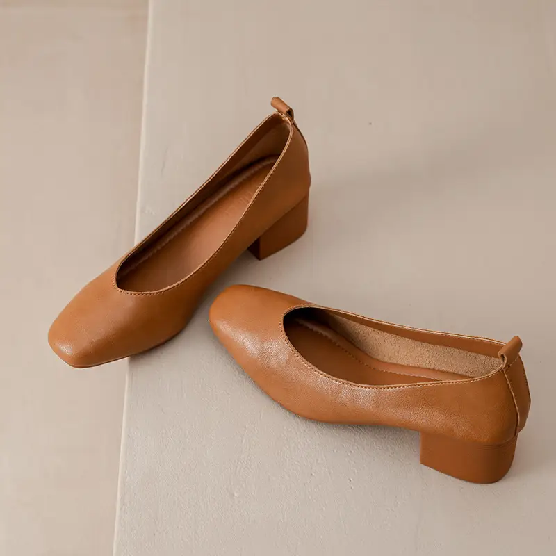 New French-Style Women's Leather Single Shoes with Medium Heel, Square Toe, Shallow Mouth, Soft Sole, Simple Commuter Shoes, Casual and Elegant Granny Shoes - Image 13
