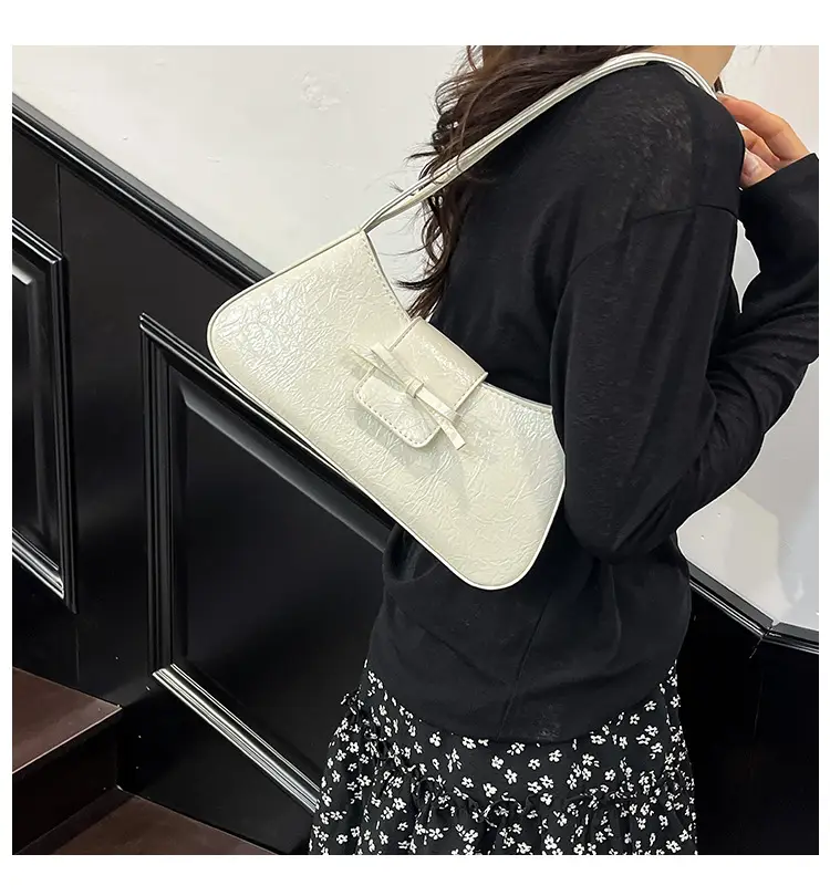 Silver Crossbody Shoulder Bag for Women 2025 — feature 2