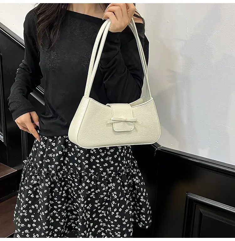Silver Crossbody Shoulder Bag for Women 2025 — feature 22