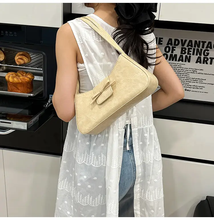 Silver Crossbody Shoulder Bag for Women 2025 — feature 41