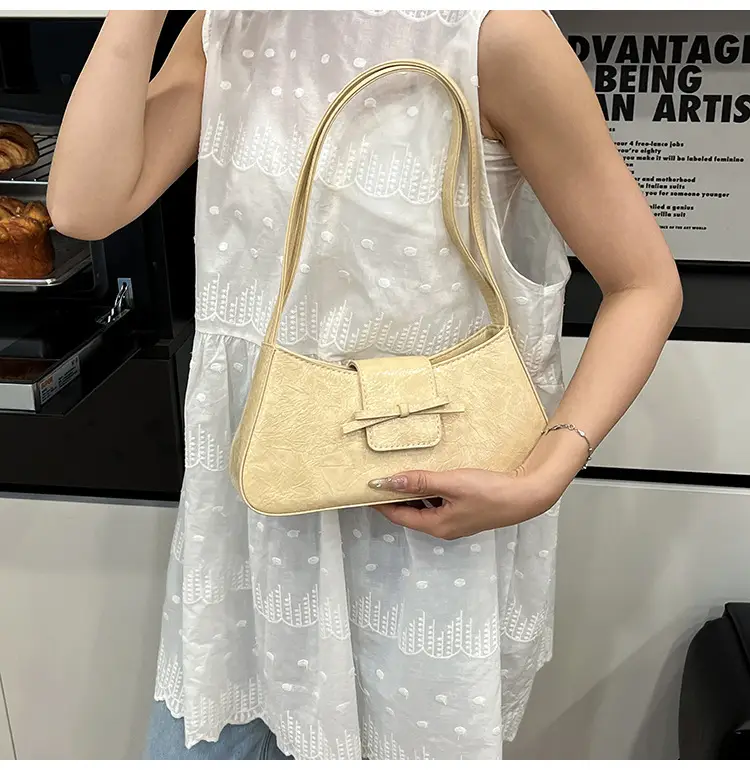 Silver Crossbody Shoulder Bag for Women 2025 — feature 43