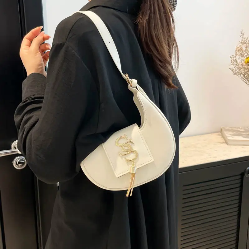 Women's 2025 Summer Shoulder Bag with PU Texture & Niche Hardware