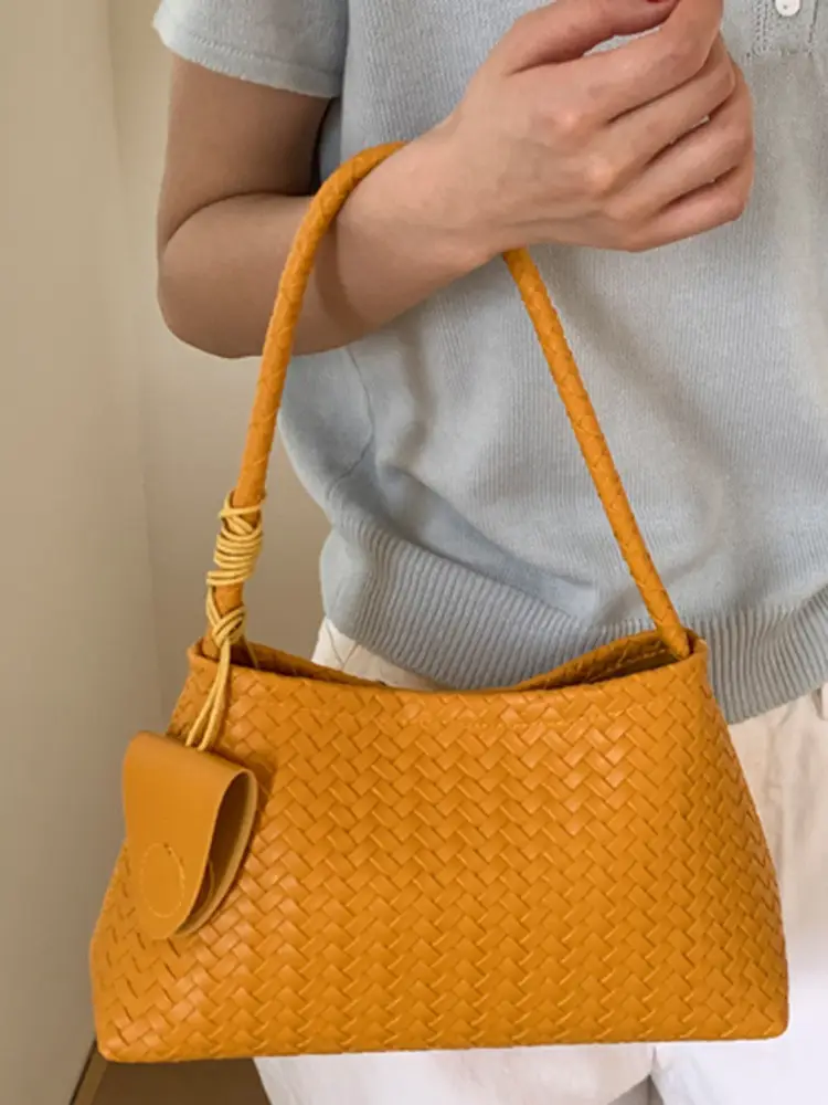 White Woven Armpit Bag for Women 2025 Summer - Image 10