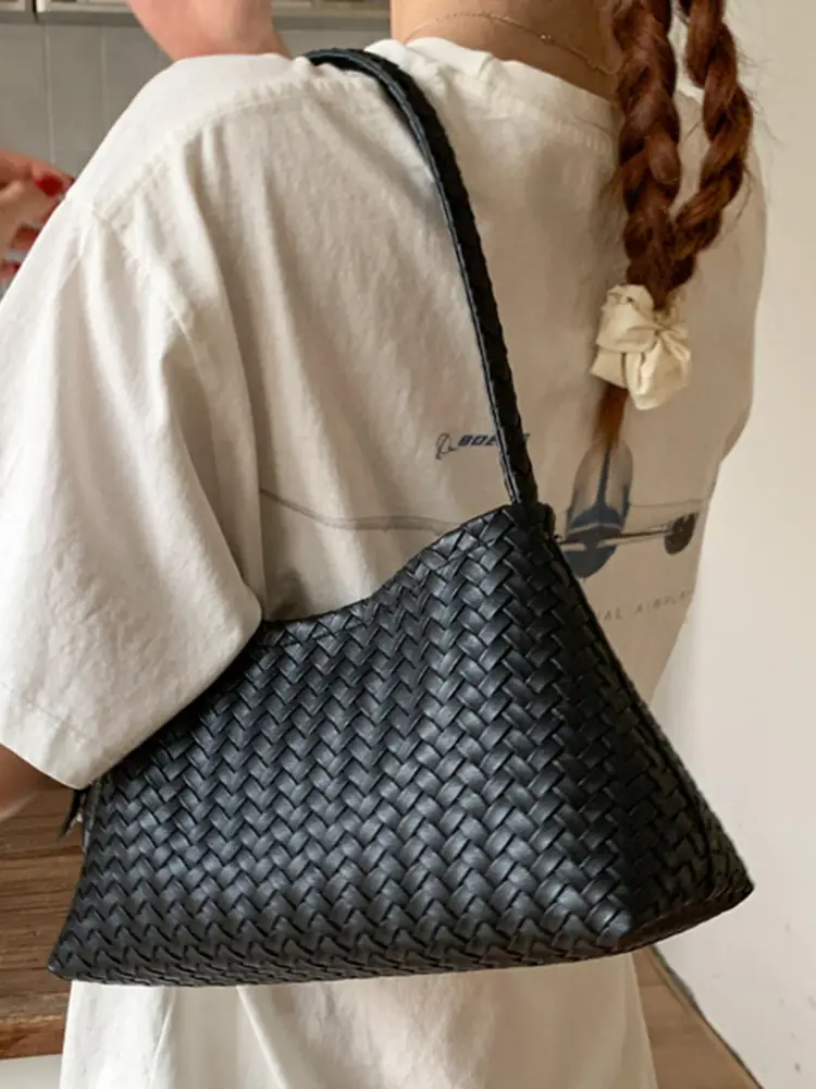 White Woven Armpit Bag for Women 2025 Summer - Image 11