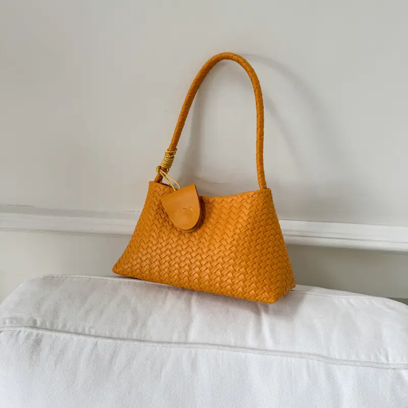 White Woven Armpit Bag for Women 2025 Summer - Image 3