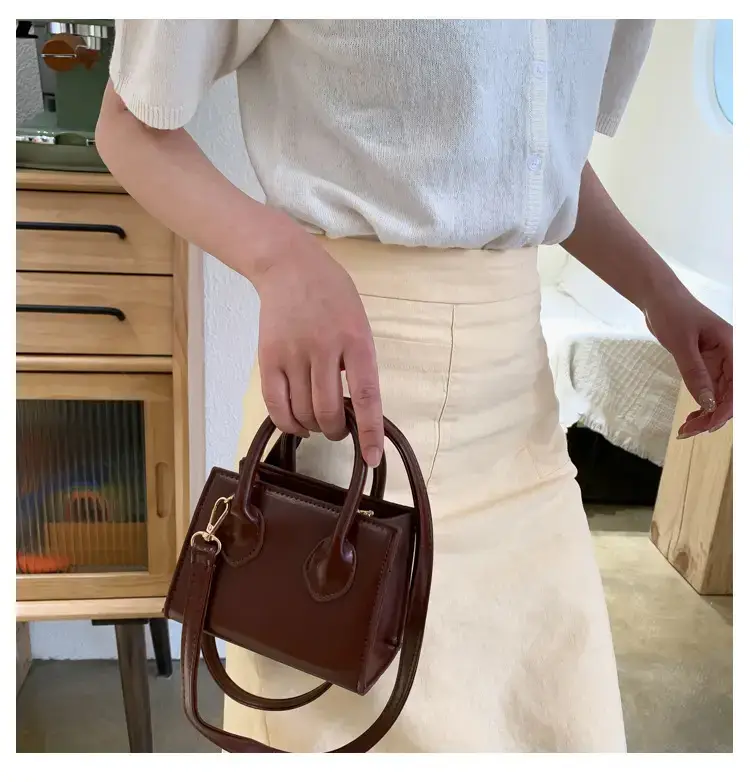 Women's Mini Brown Leather Shoulder Crossbody Bag 2022 — feature 11
