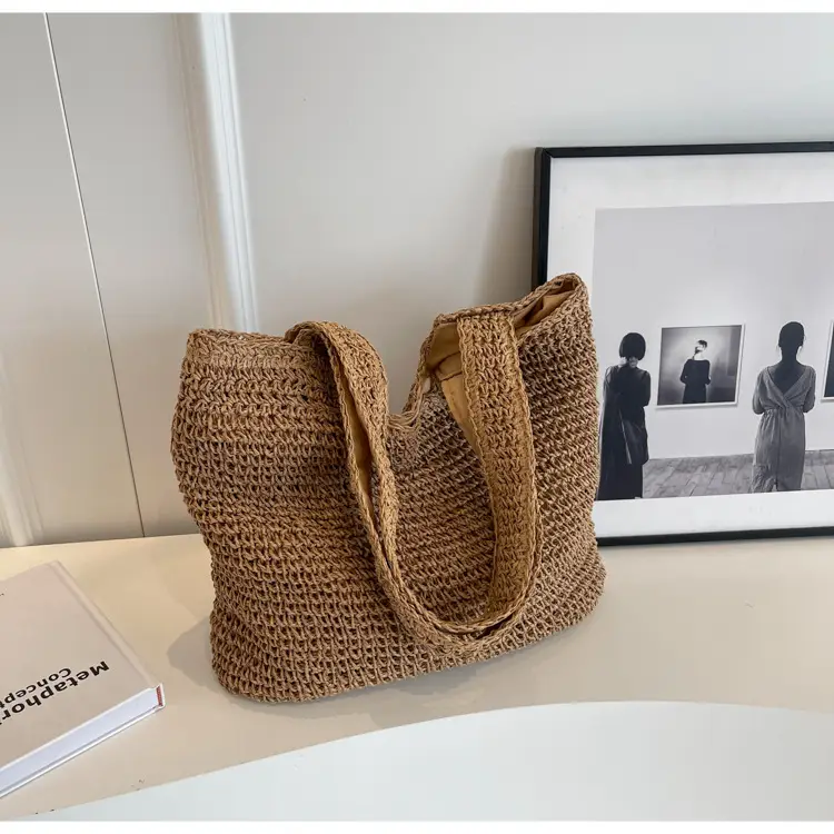 Korean Straw Shoulder Bag with Zipper Closure — feature 13