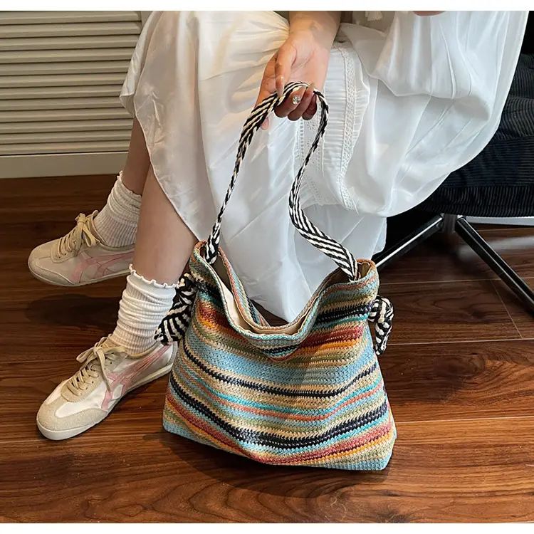 Rainbow Straw Commuting Tote Bag Large Capacity — feature 11