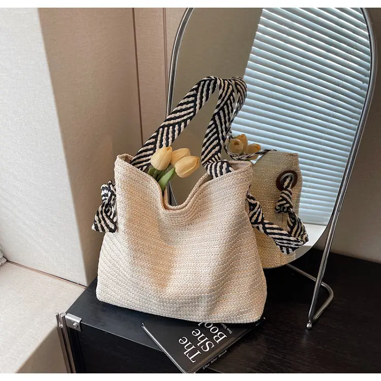 Rainbow Straw Commuting Tote Bag Large Capacity — feature 16