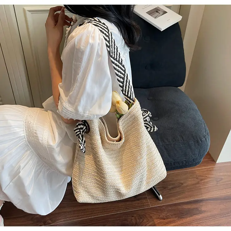 Rainbow Straw Commuting Tote Bag Large Capacity — feature 8