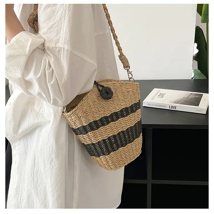 Straw Beach Bag Black Stripes Large Capacity — feature 15