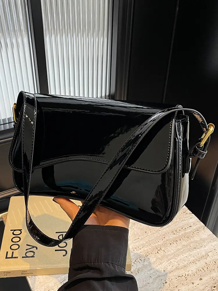 Red Magnetic Buckle Shoulder Bag for Women - Image 4